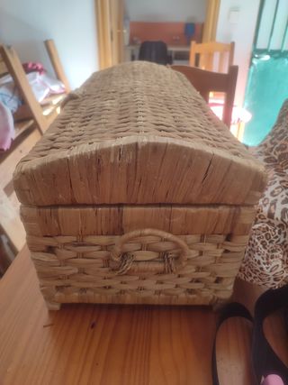 Baúl de mimbre