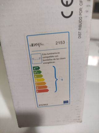 Focos de pared, color blanco sin abrir