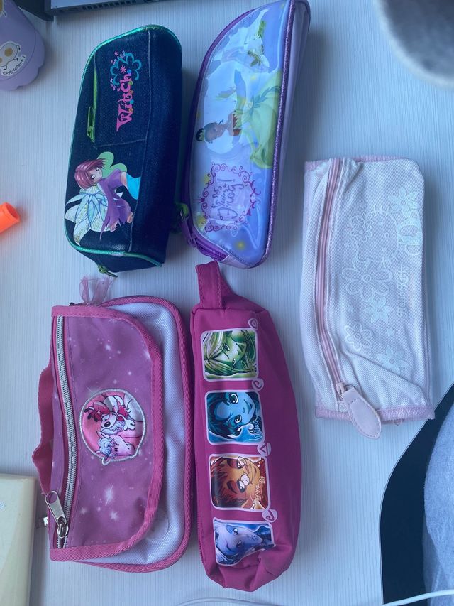 Estuches de niña como nuevos