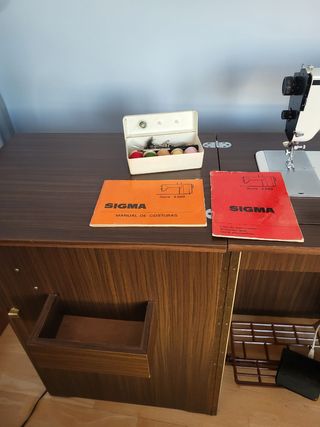 Maquina  de COSER SIGMA 2000