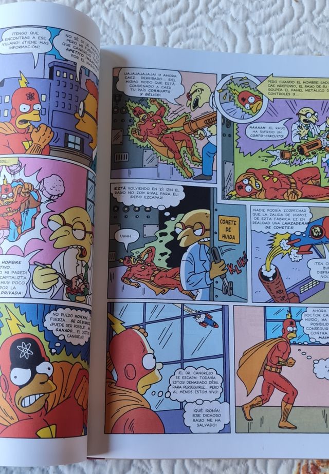 Cómics súper Simpson