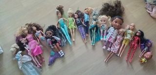 Lote Barbies y otras muñecas, lady bag..