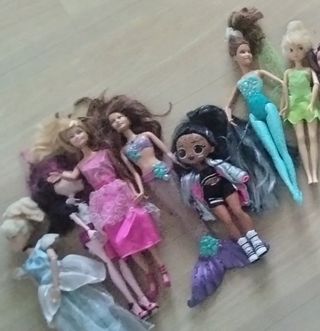 Lote Barbies y otras muñecas, lady bag..