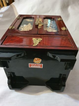 Caja de musica/joyero chino años 70