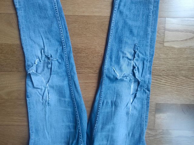 Vaqueros rotos Zara