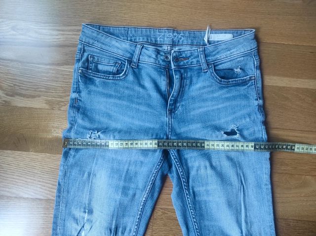 Vaqueros rotos Zara