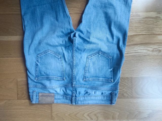 Vaqueros rotos Zara