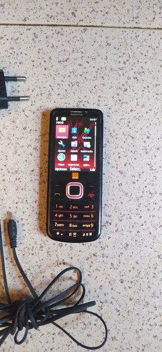 Movil...Nokia 6700 Classic...