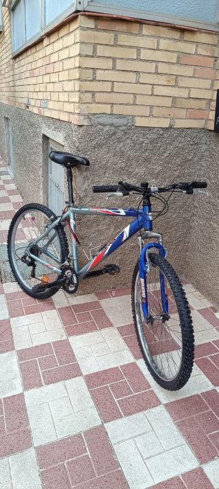 Bicicleta MTB talla M ruedas 26
