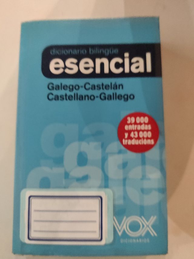 Dicionario bilingüe esencial Galego