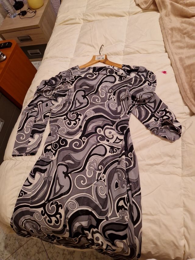 Vestido de manga larga cn estampados