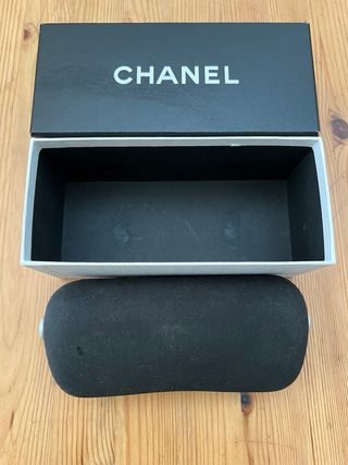 Gafas de sol vintage marca Chanel
