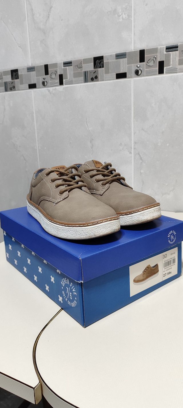 Zapatos vestir niño Talla 32