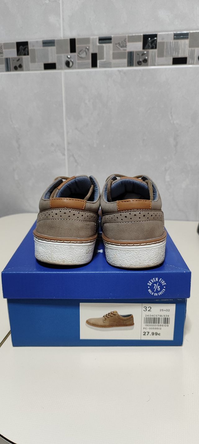 Zapatos vestir niño Talla 32