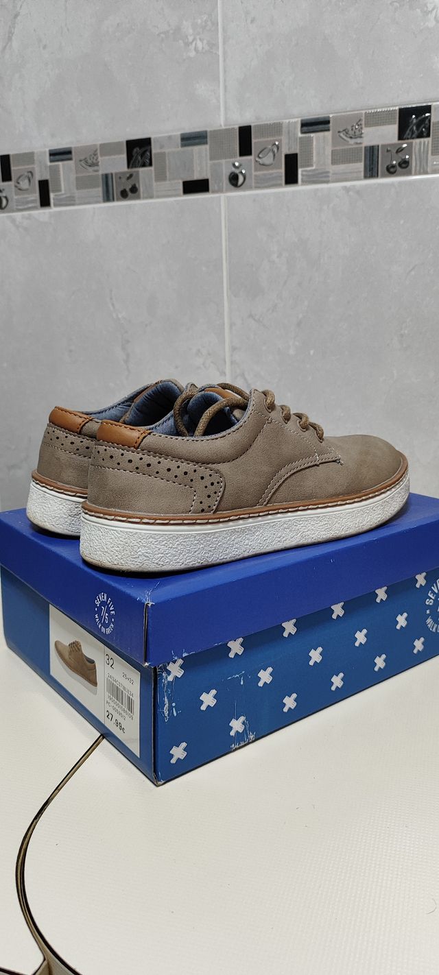 Zapatos vestir niño Talla 32