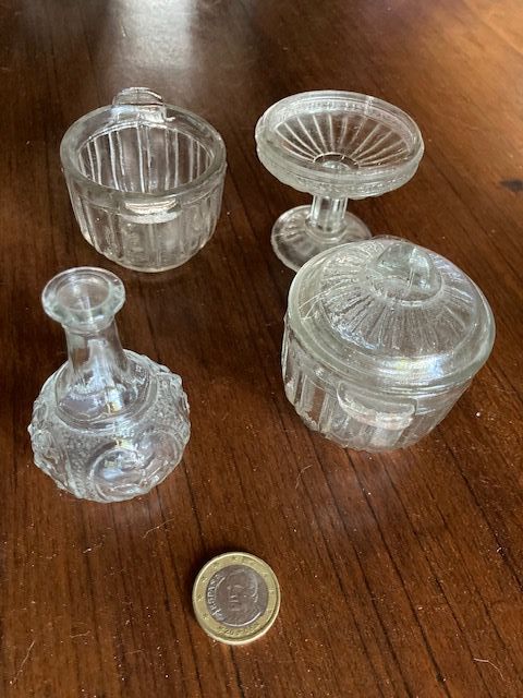 Pezzi antichi in vetro