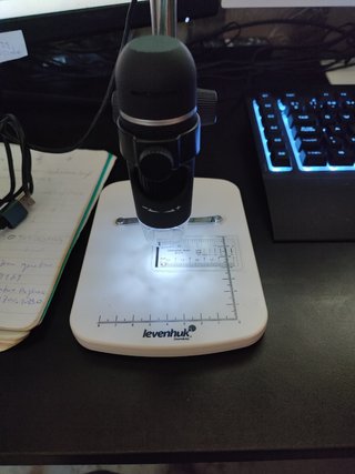 Microscopio Digital Levenhuk DTX 90