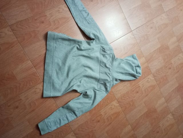 Sudadera gris mujer