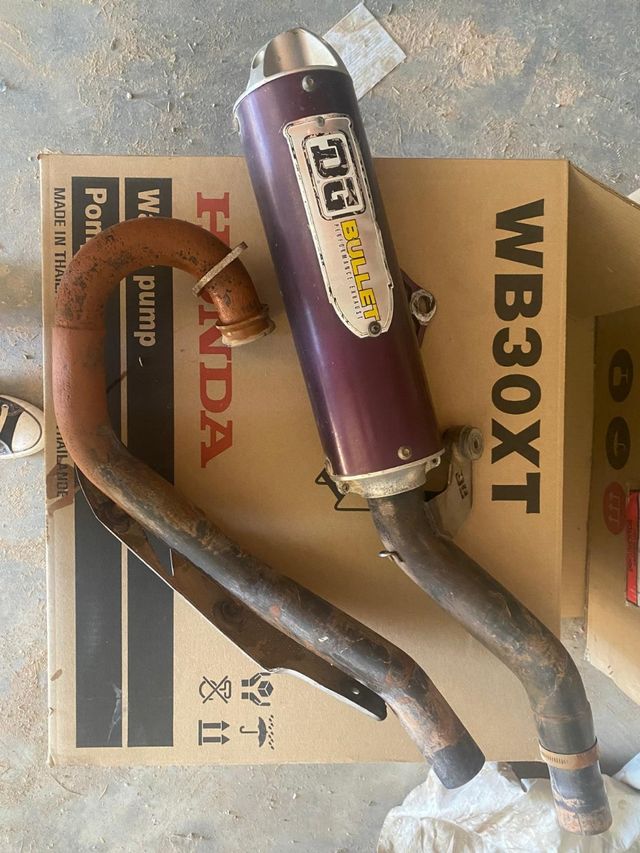 Escape completo DG BULLET SUZUKI LTZ