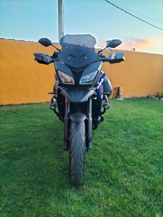 Se vende o se cambia YAMAHA MT09 TRACER