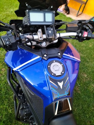Se vende o se cambia YAMAHA MT09 TRACER