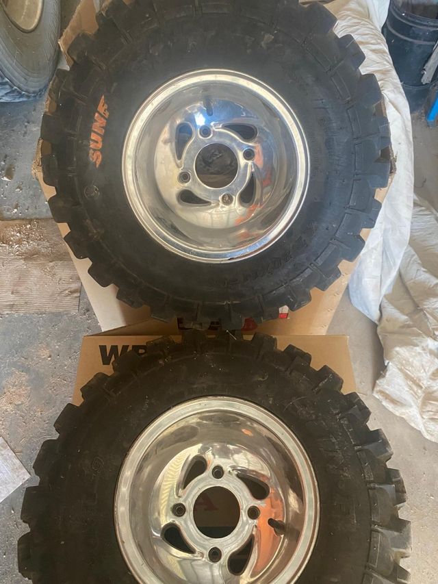 Llantas traseras suzuki ltz