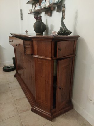 Aparador de nogal italiano