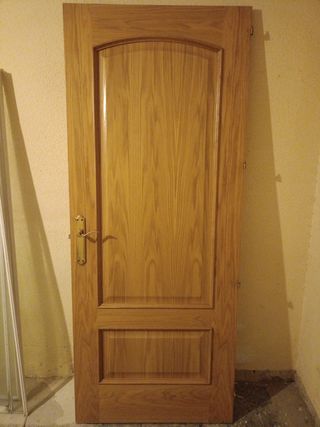 Puertas de madera maciza
