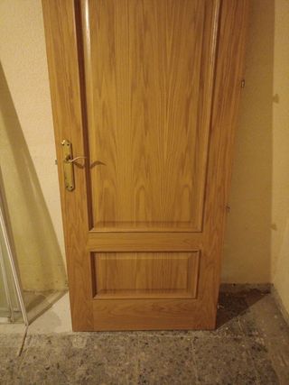 Puertas de madera maciza