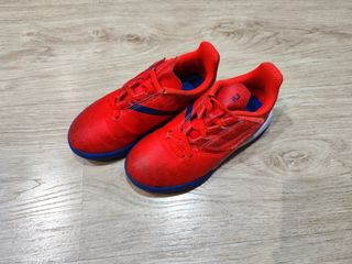 Botas fútbol multitaco Decathlon talla 28