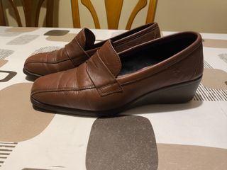 Zapatos marrónes mujer
