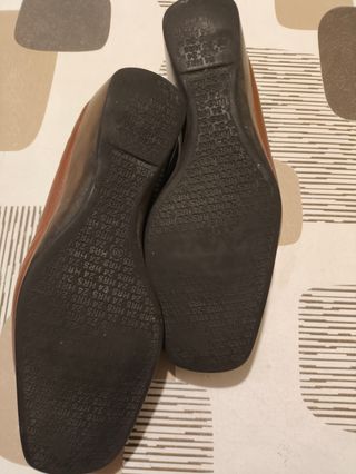 Zapatos marrónes mujer