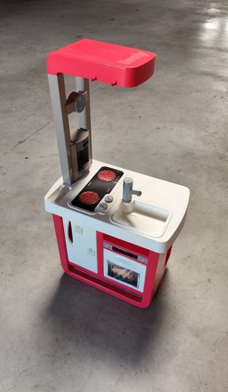 Cocinita Smoby de juguete con complementos