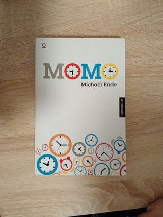 Libro momo