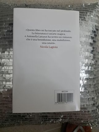 Libro nuovo