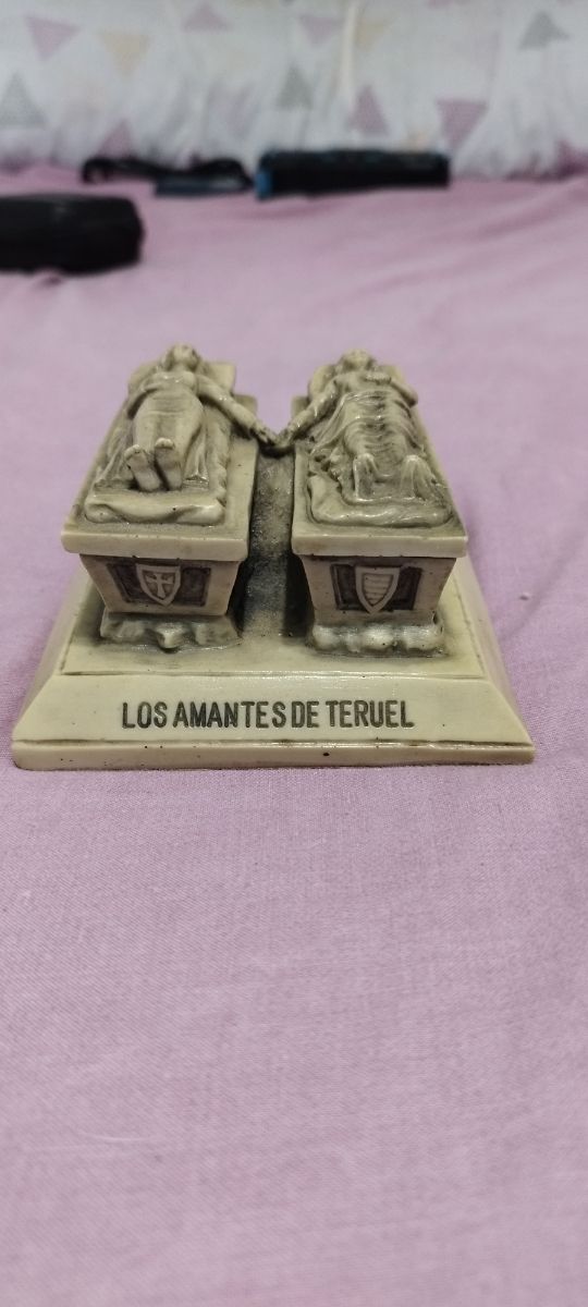 Antiguedad Los amantes de teruel.