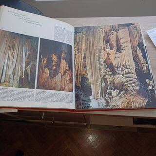 MERVEILLES DU MUNDE ET DE L'UNIVERS