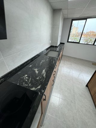 ENCIMERAS PIEDRA NATURAL