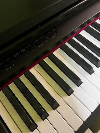 Piano ROLAND