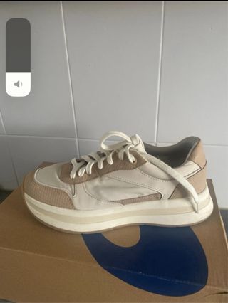 Deportivas casual Zara