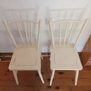 Muebles habitación vintage, cama, mesilla y sillas