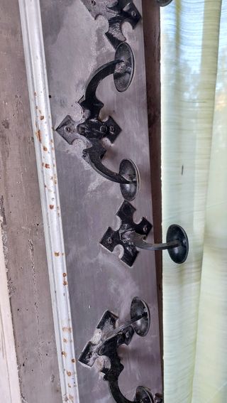 Perchero pared largo