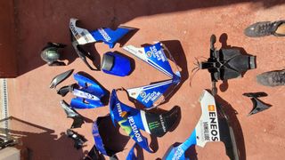 Tapas sueltas carenado estetica yamaha r1 2004 05