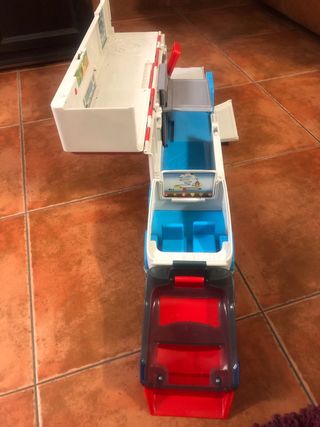 Camion patrulla canina