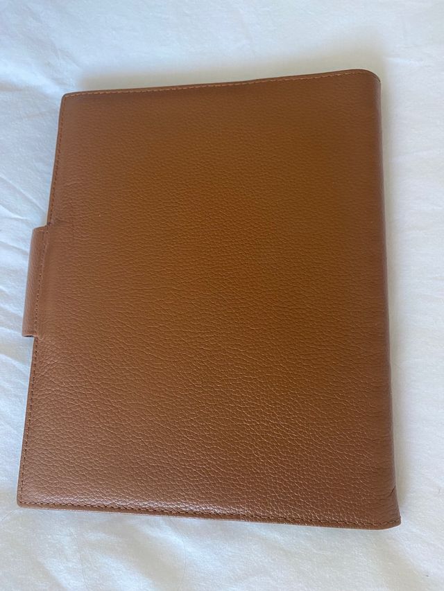 Funda Agenda Loewe
