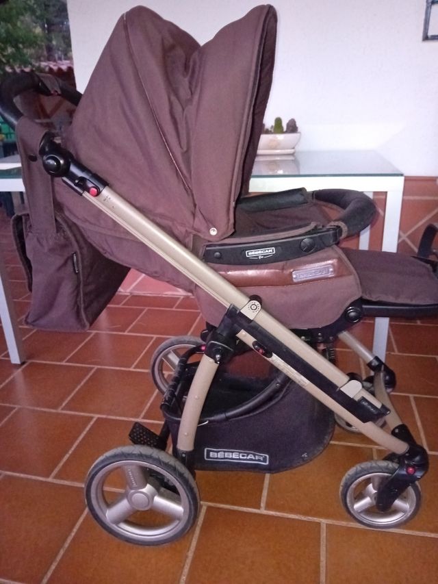 Cochecito bebe Bebecar marrón chocolate