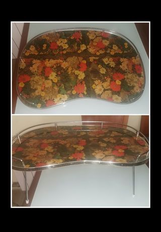 Bandeja plegable para cama. Vintage