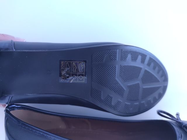 Nuevos! Zapatos tacón piel sin estrenar