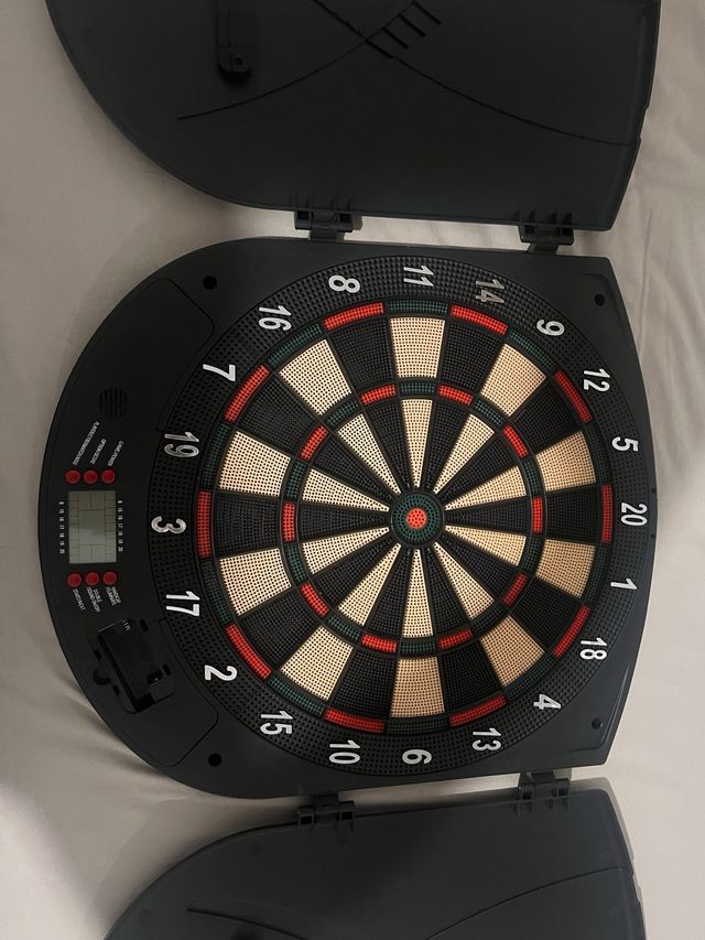 Diana Dardos Electrónica