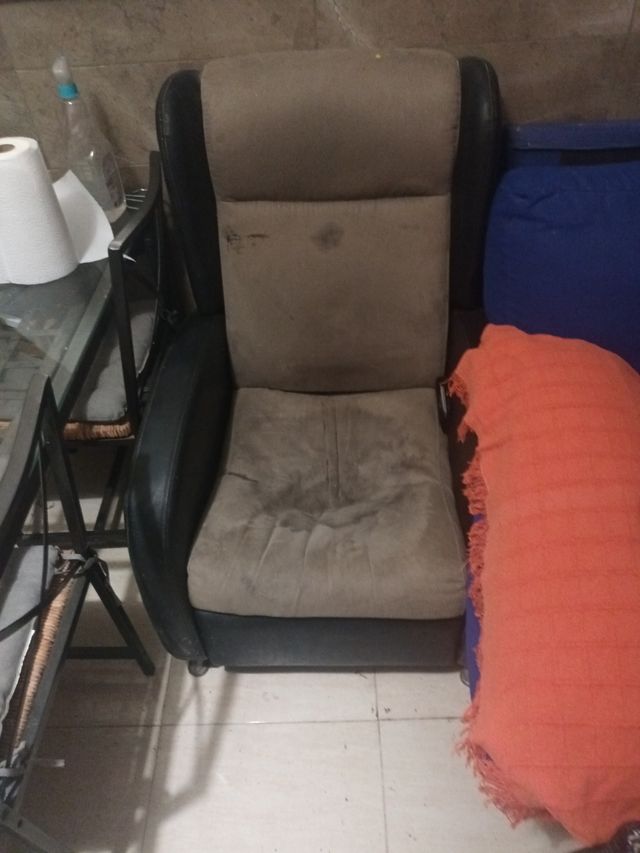 Sofa mecedora de uno